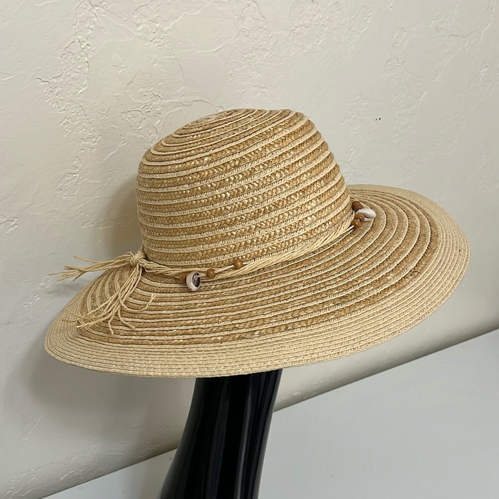 NWOT Women’s Sun Hat Straw & Paper Beige & Light Gold